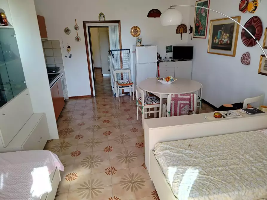 Immagine 5 di Appartamento in vendita  a Rosignano Marittimo
