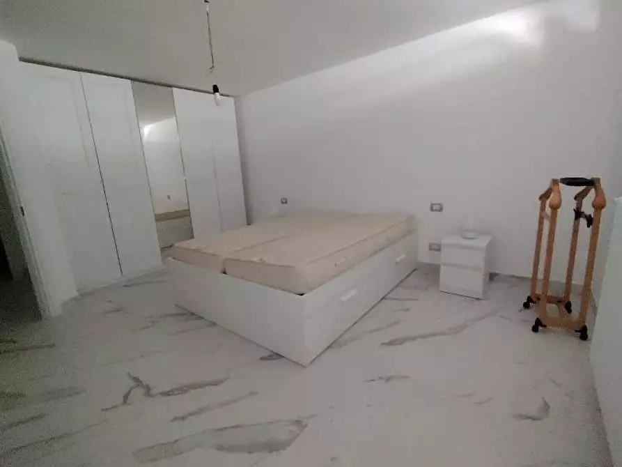 Immagine 30 di Appartamento in vendita  a Carrara