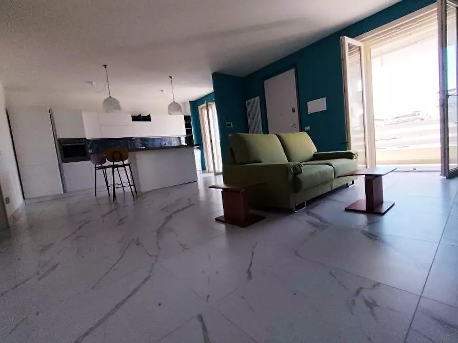 Immagine 15 di Appartamento in vendita  a Carrara