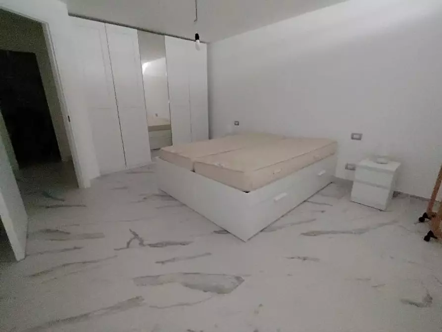 Immagine 29 di Appartamento in vendita  a Carrara