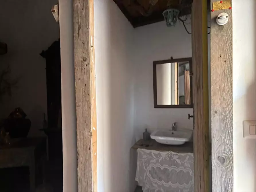 Immagine 7 di Magazzino in vendita  a Monte Porzio Catone