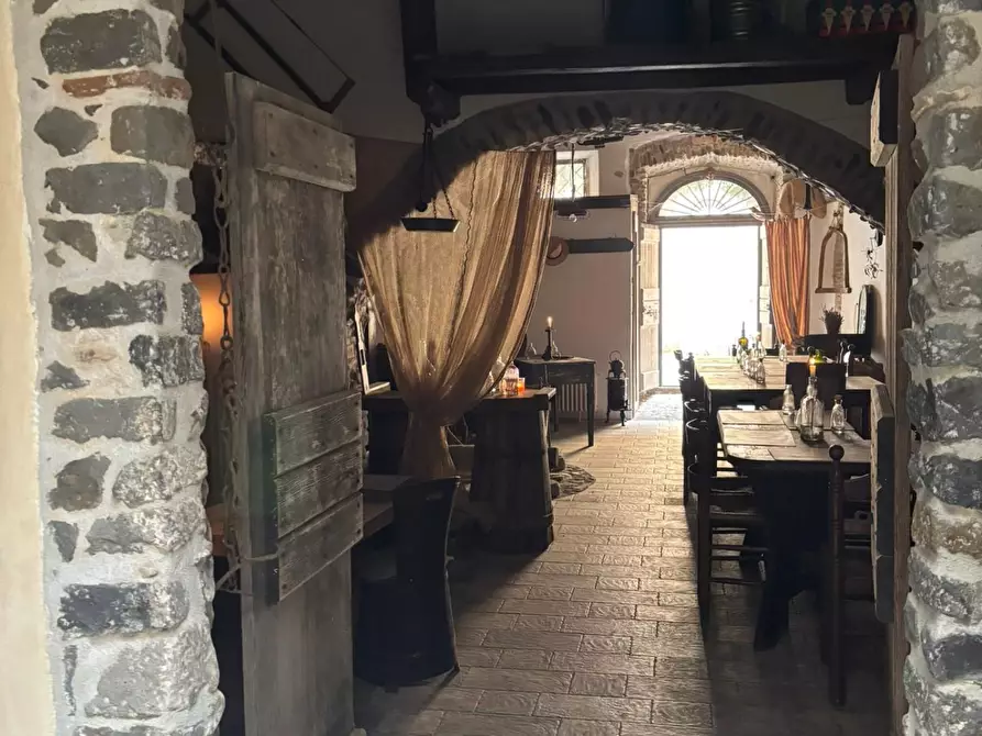 Immagine 27 di Magazzino in vendita  a Monte Porzio Catone