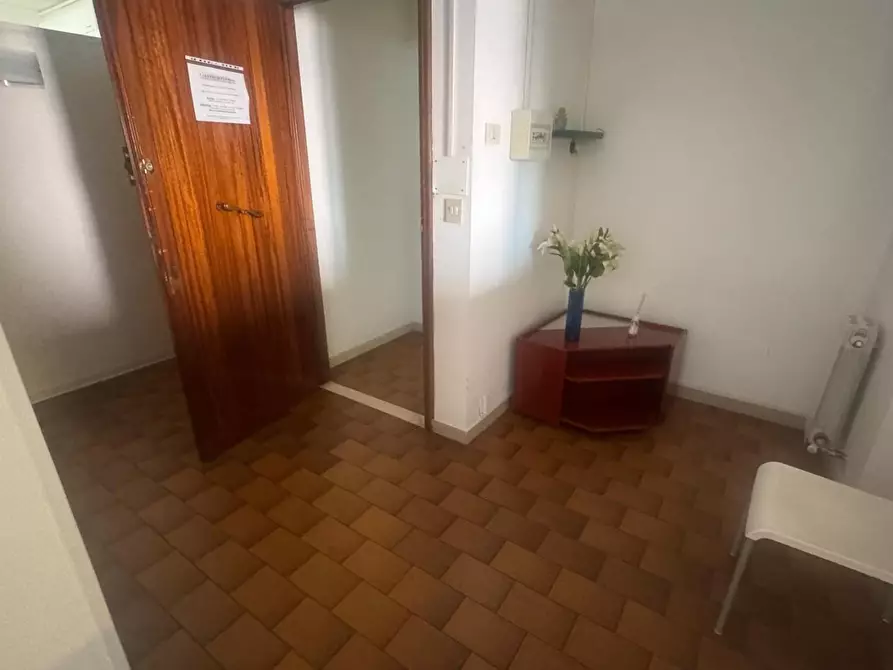 Immagine 6 di Ufficio in affitto  a Pontedera