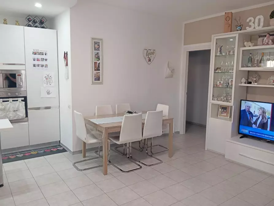 Immagine 10 di Appartamento in vendita  a Poggibonsi