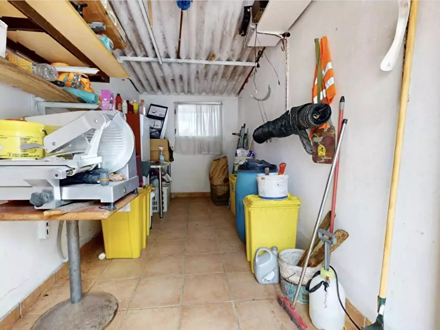 Immagine 20 di Appartamento in vendita  a Pisa