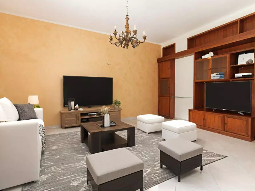 Immagine 2 di Appartamento in vendita  a Pisa