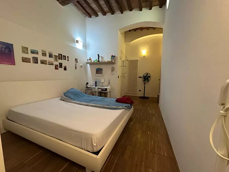 Immagine 14 di Appartamento in vendita  a Pisa