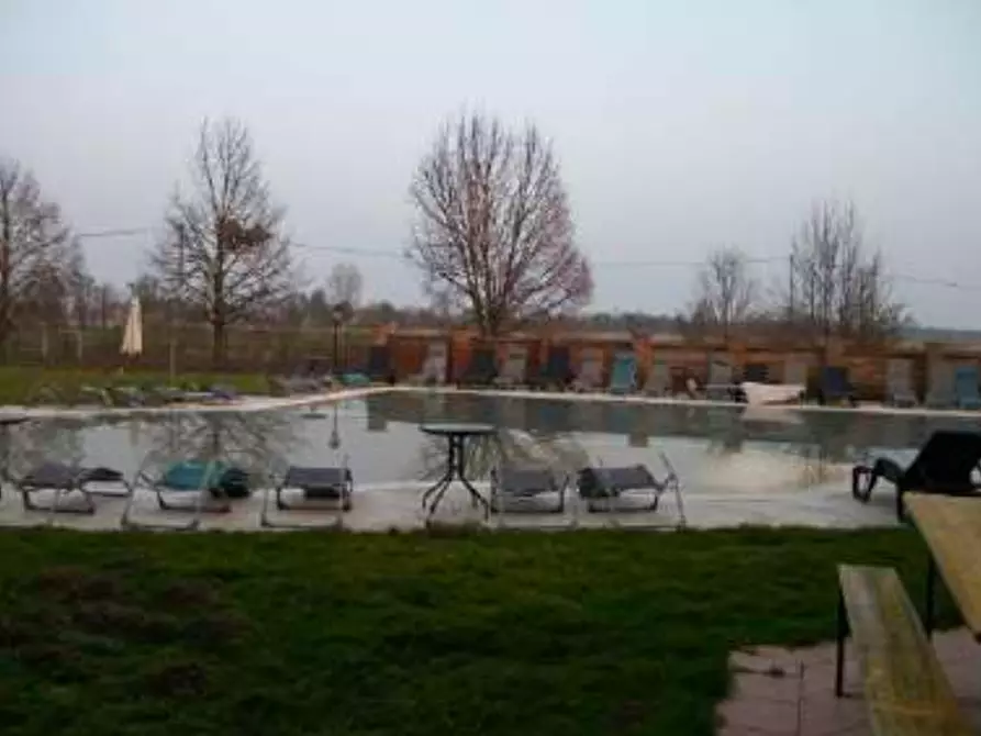 Immagine 6 di Locale commerciale in vendita  a Semiana