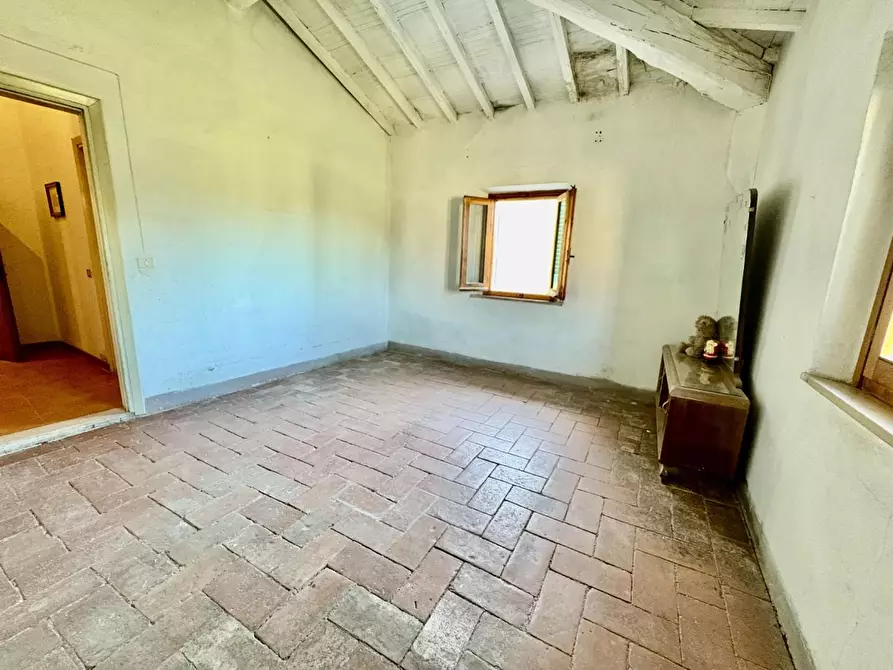 Immagine 15 di Porzione di casa in vendita  a Gambassi Terme