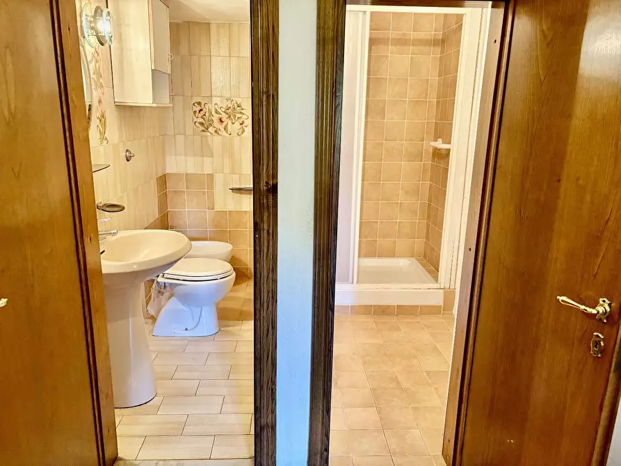 Immagine 20 di Porzione di casa in vendita  a Gambassi Terme