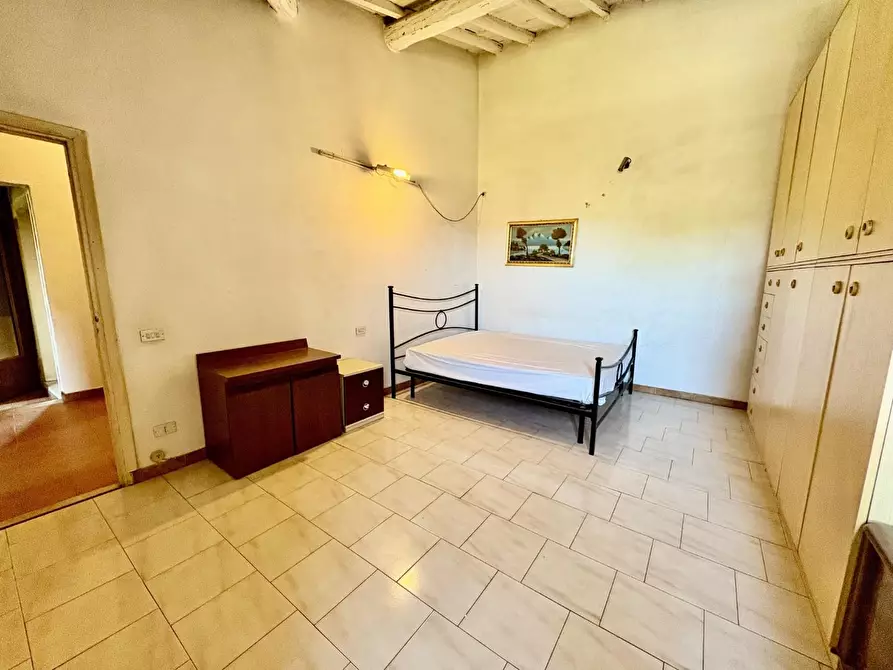 Immagine 18 di Porzione di casa in vendita  a Gambassi Terme