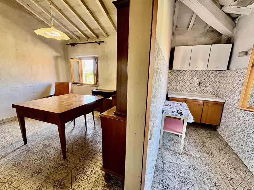 Immagine 5 di Porzione di casa in vendita  a Gambassi Terme