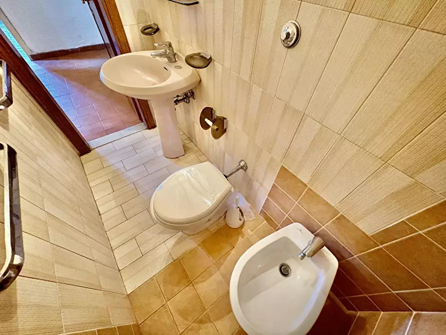 Immagine 23 di Porzione di casa in vendita  a Gambassi Terme