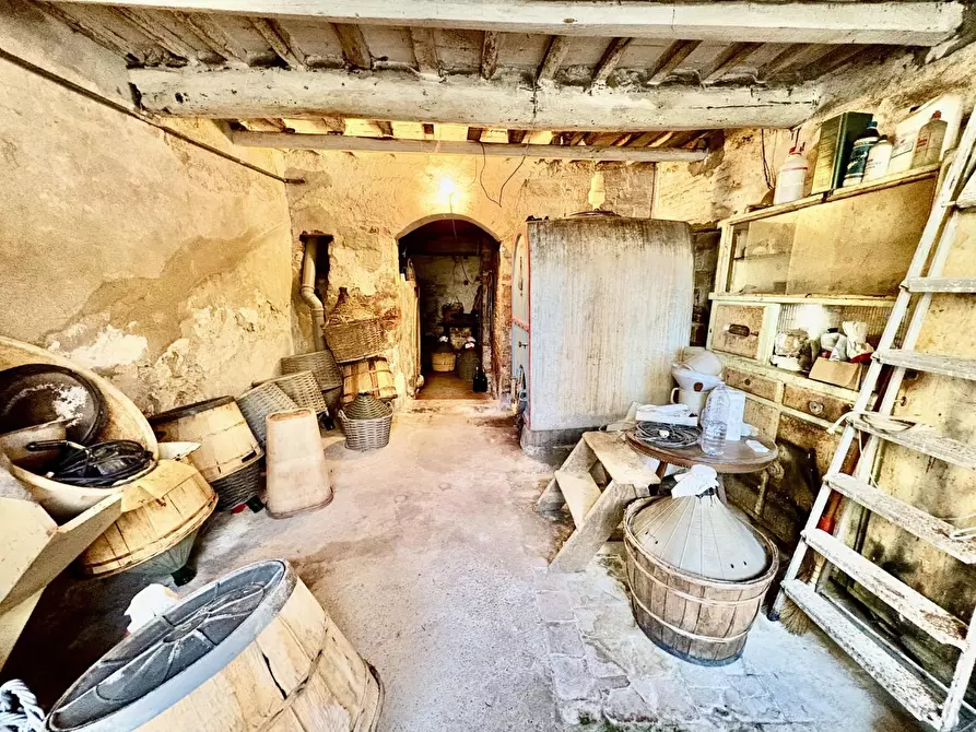 Immagine 39 di Porzione di casa in vendita  a Gambassi Terme