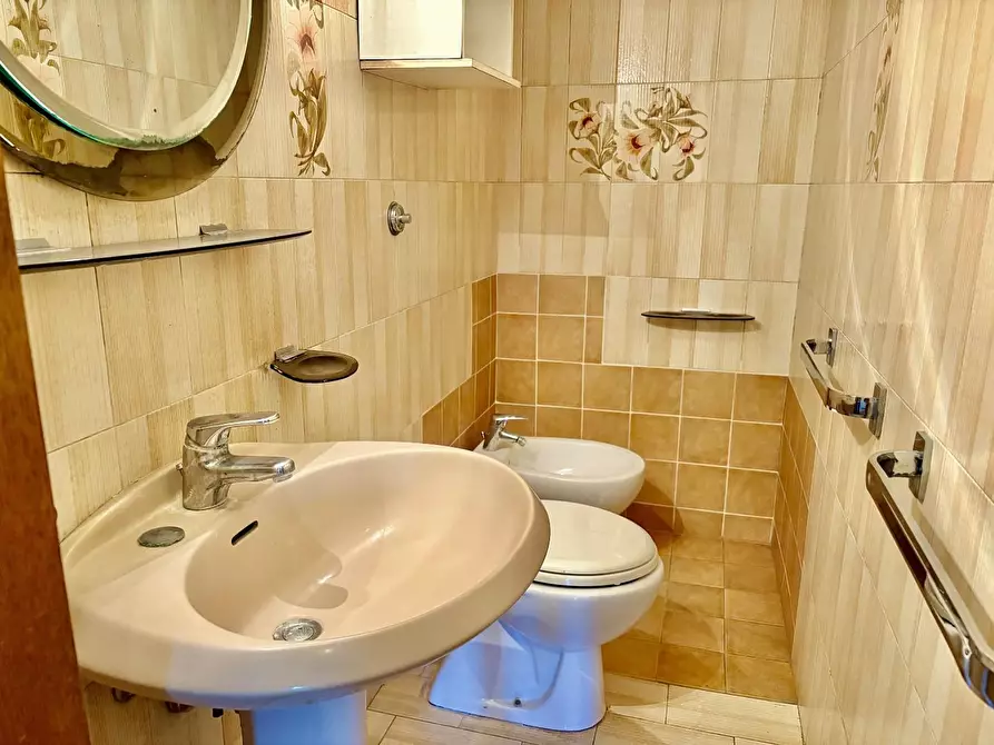 Immagine 22 di Porzione di casa in vendita  a Gambassi Terme