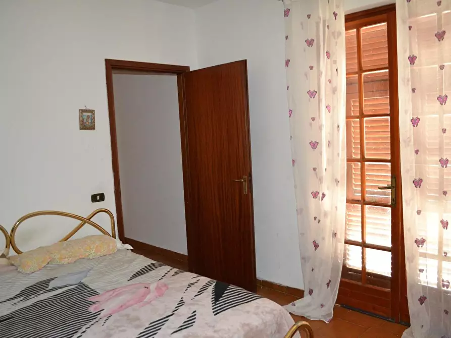Immagine 14 di Casa indipendente in vendita  a Massa
