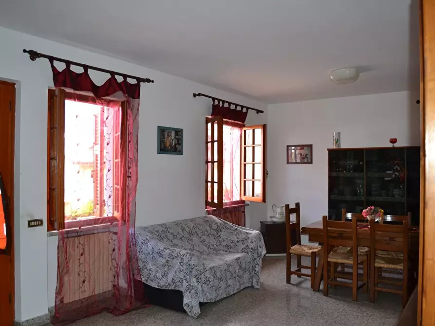 Immagine 20 di Casa indipendente in vendita  a Massa