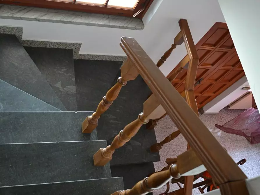 Immagine 8 di Casa indipendente in vendita  a Massa