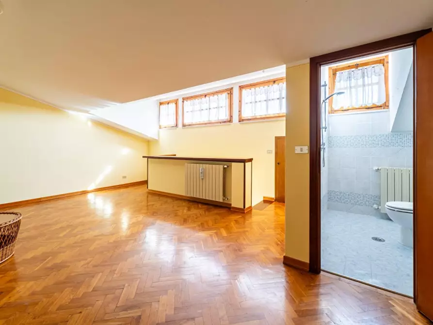 Immagine 19 di Appartamento in vendita  a Ponsacco