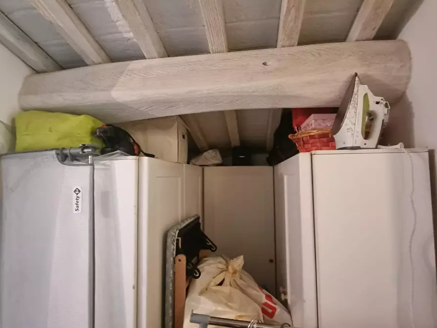 Immagine 12 di Porzione di casa in vendita  a Poggibonsi