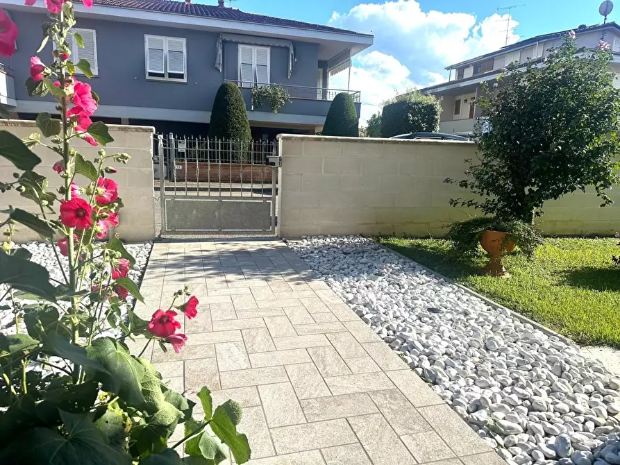 Immagine 9 di Appartamento in vendita  a Fucecchio