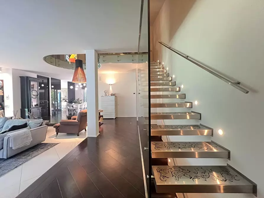 Immagine 19 di Villa in vendita  a Fucecchio