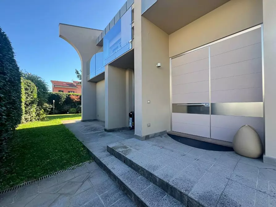 Immagine 45 di Villa in vendita  a Fucecchio