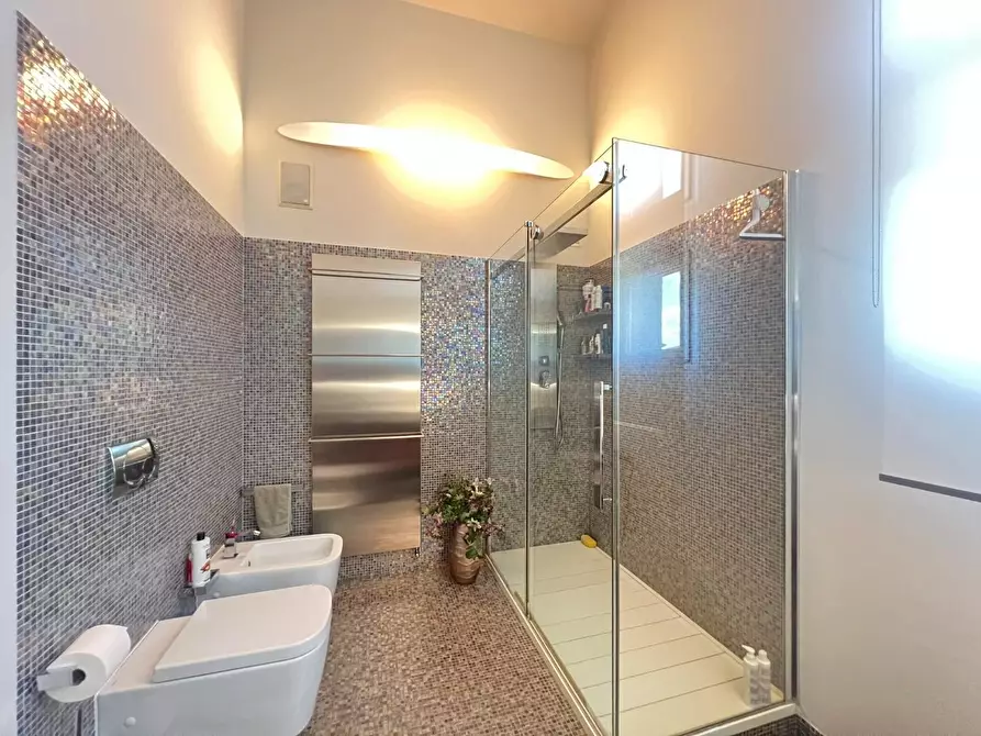 Immagine 23 di Villa in vendita  a Fucecchio