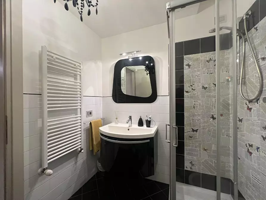 Immagine 42 di Villa in vendita  a Fucecchio