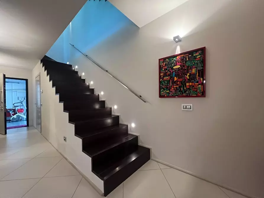 Immagine 38 di Villa in vendita  a Fucecchio