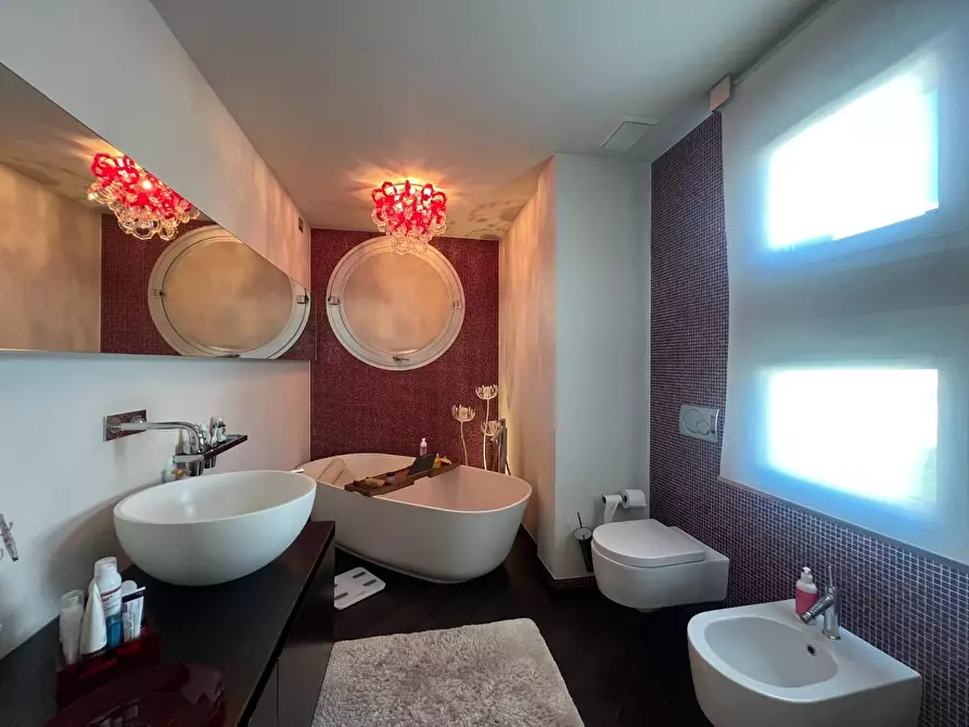 Immagine 29 di Villa in vendita  a Fucecchio