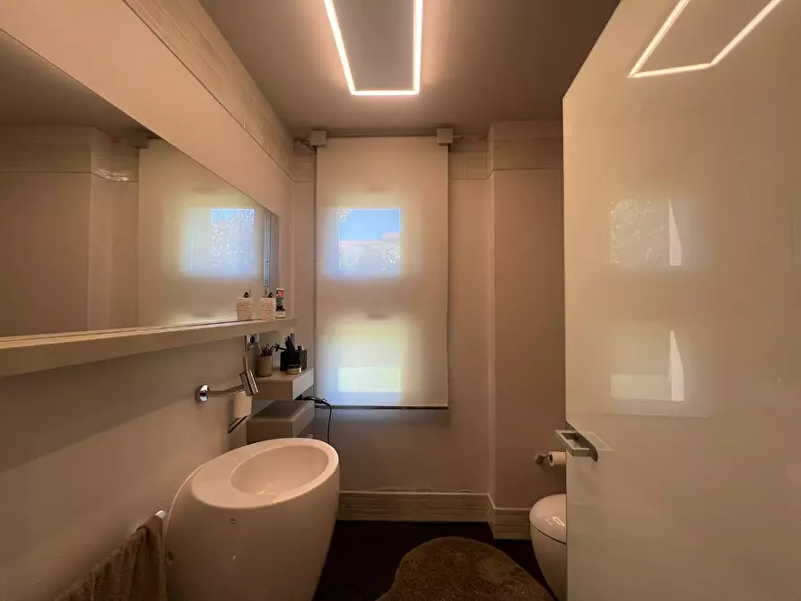 Immagine 18 di Villa in vendita  a Fucecchio