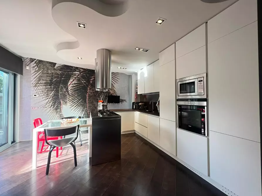 Immagine 15 di Villa in vendita  a Fucecchio