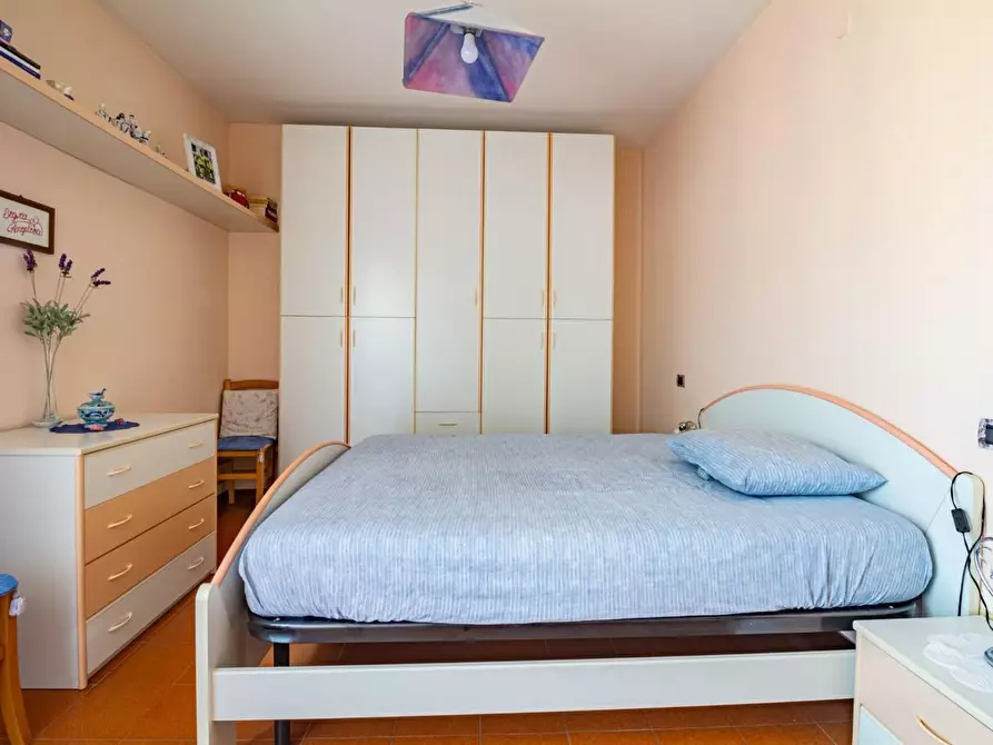 Immagine 13 di Appartamento in vendita  a Pisa