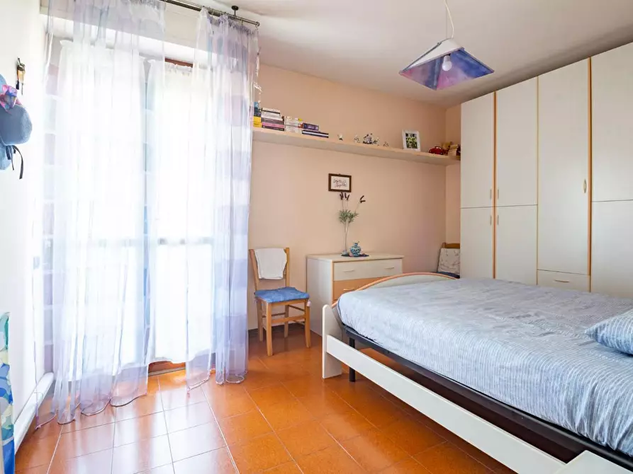 Immagine 11 di Appartamento in vendita  a Pisa