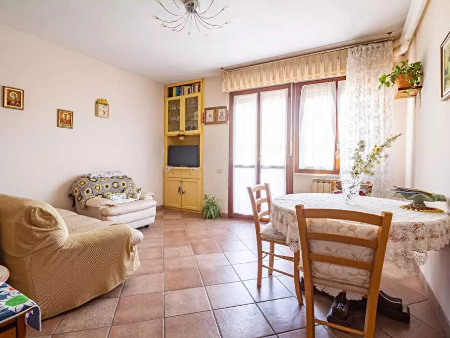 Immagine 2 di Appartamento in vendita  a Pisa