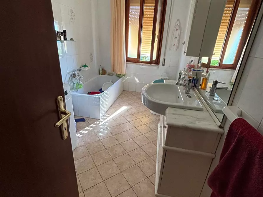 Immagine 15 di Appartamento in vendita  a Vinci