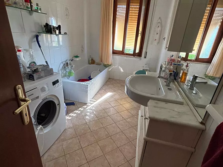 Immagine 16 di Appartamento in vendita  a Vinci