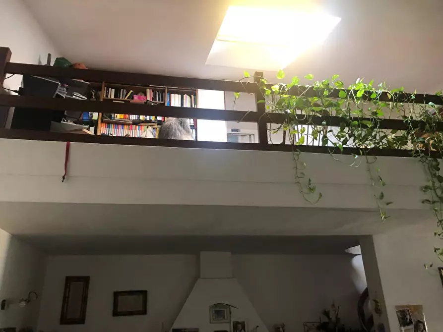 Immagine 10 di Casa quadrifamiliare in vendita  a Massa