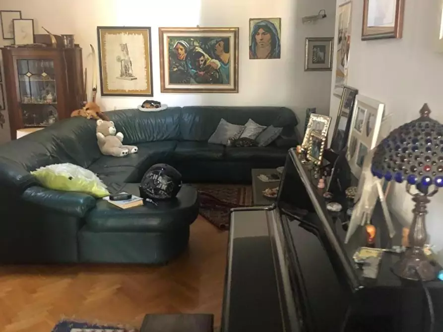 Immagine 6 di Casa quadrifamiliare in vendita  a Massa