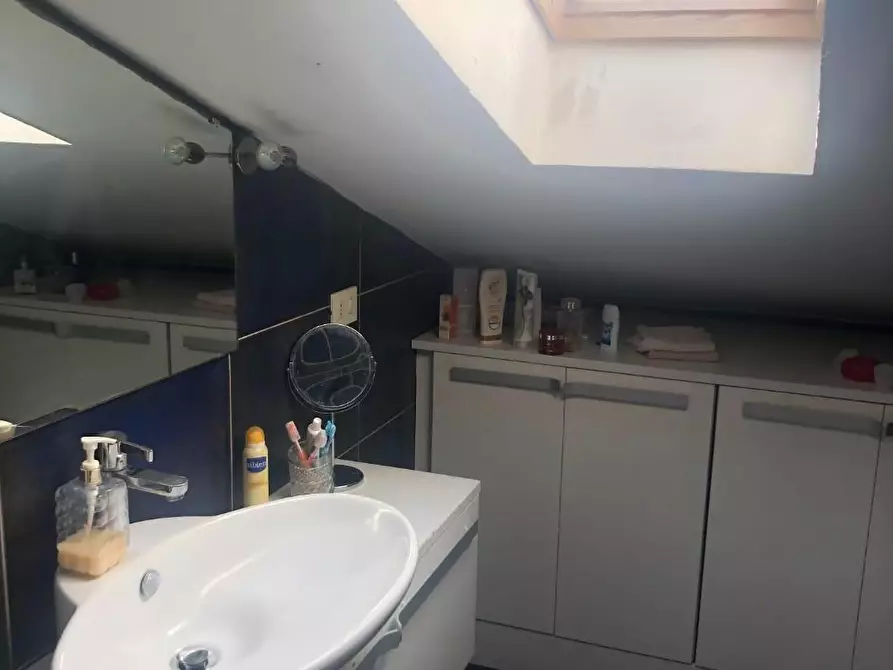 Immagine 19 di Casa quadrifamiliare in vendita  a Massa