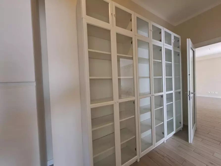 Immagine 23 di Appartamento in vendita  a Carrara