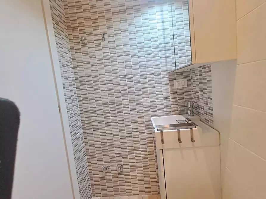 Immagine 16 di Appartamento in vendita  a Carrara