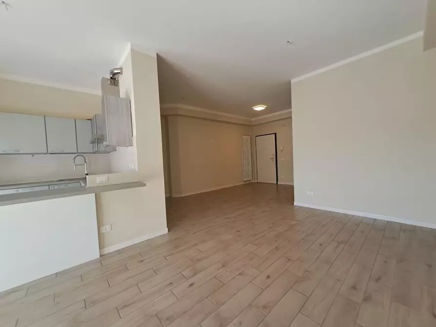 Immagine 1 di Appartamento in vendita  a Carrara