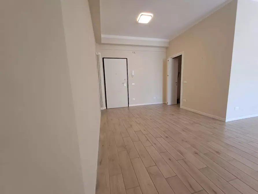 Immagine 8 di Appartamento in vendita  a Carrara