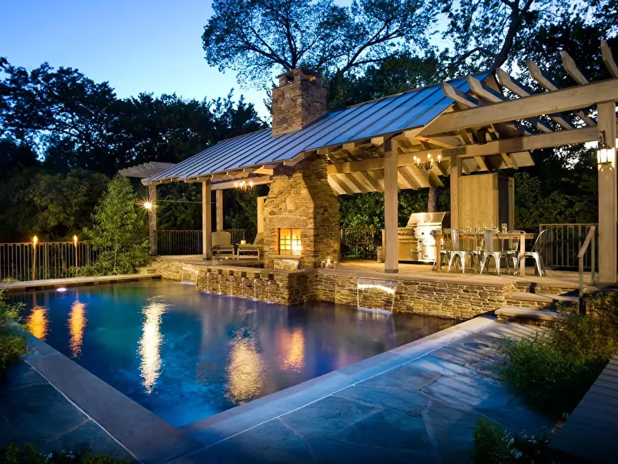 Immagine 3 di Villa in vendita  a Pietrasanta