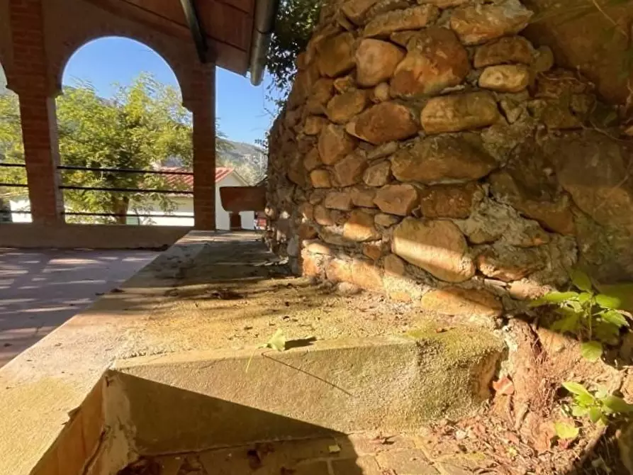 Immagine 21 di Casa indipendente in vendita  a Calci