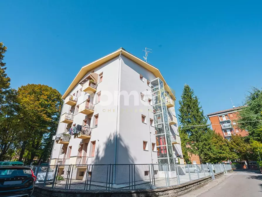 Immagine 31 di Appartamento in vendita  a Reggio Nell'emilia