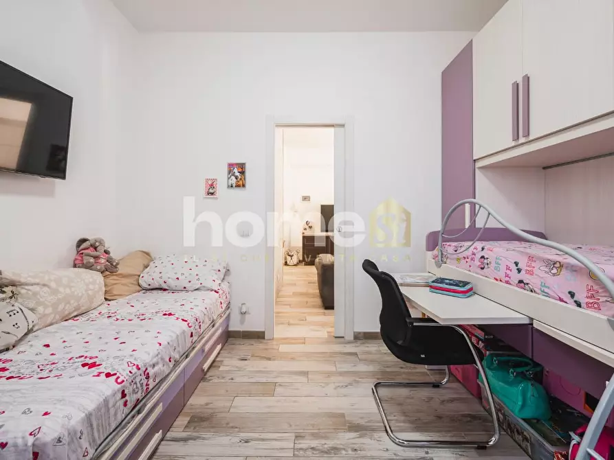 Immagine 18 di Appartamento in vendita  a Reggio Nell'emilia