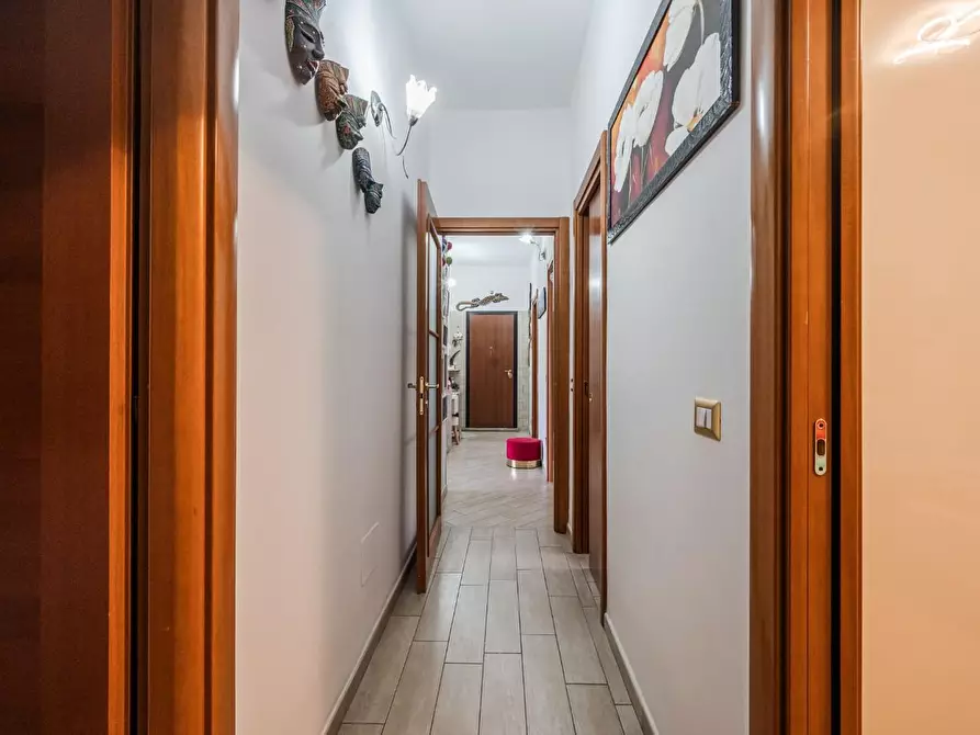 Immagine 19 di Appartamento in vendita  a Reggio Nell'emilia